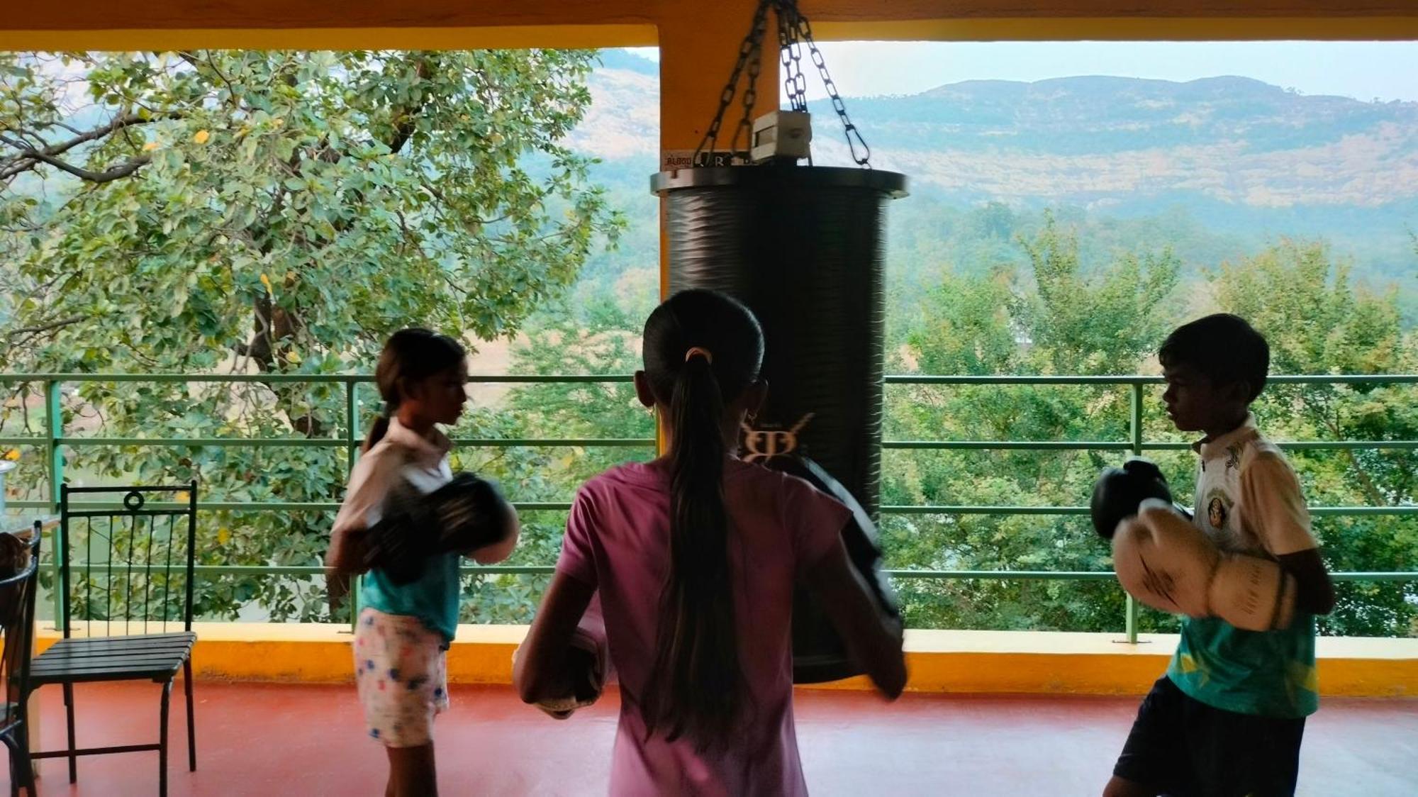 King'S Landing Villa Karjat Eksteriør bilde