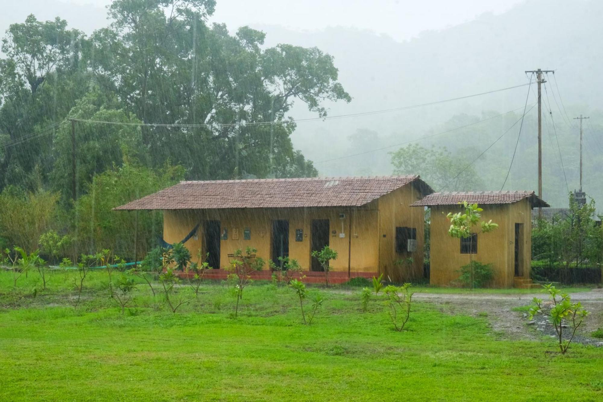 King'S Landing Villa Karjat Eksteriør bilde