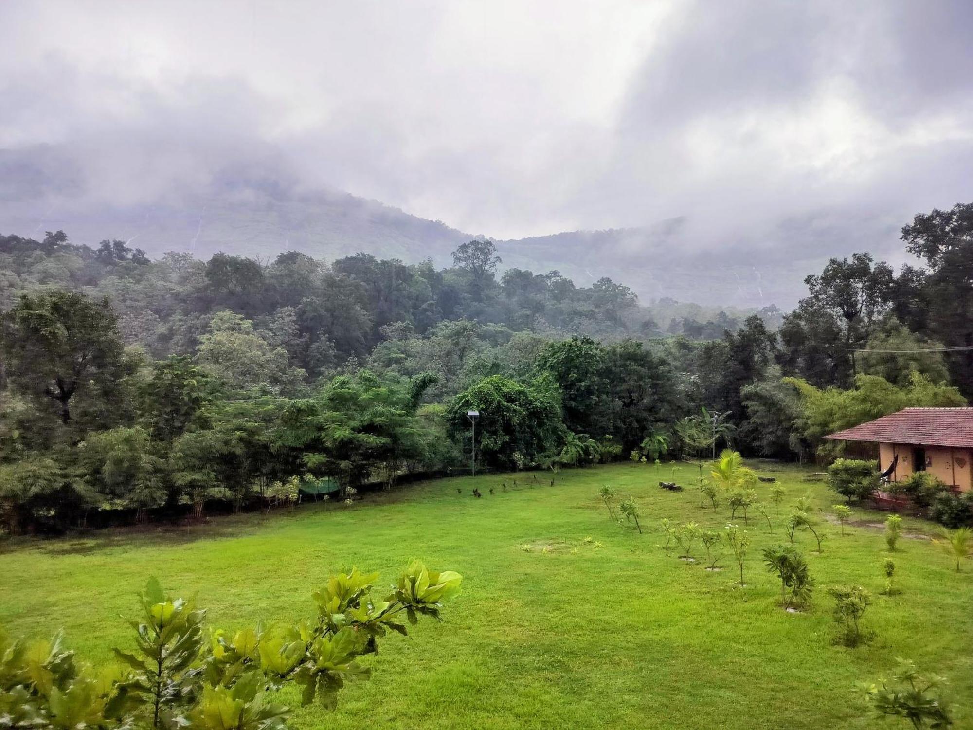 King'S Landing Villa Karjat Eksteriør bilde