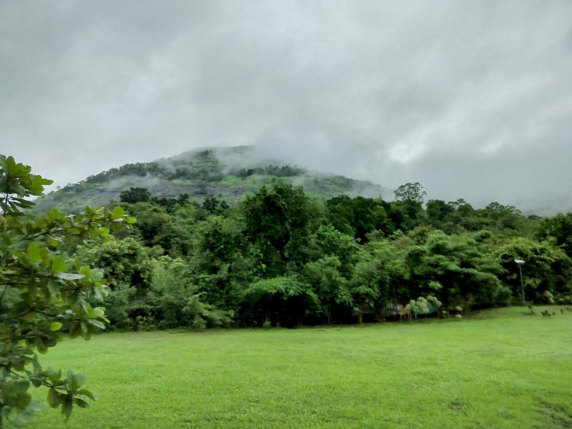 King'S Landing Villa Karjat Eksteriør bilde